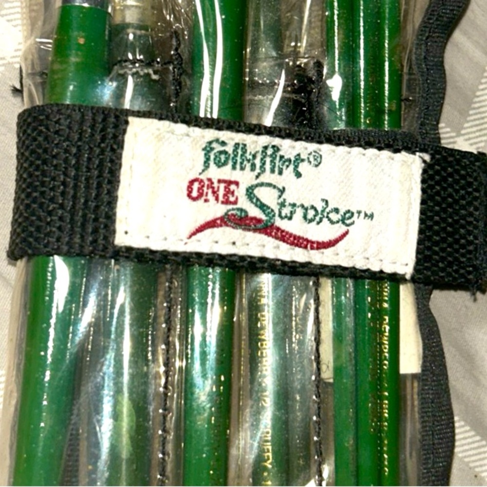 Plaid FolkArt One Stroke Full Brush Set 13 Pieces Excellent PreLoved.